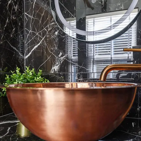 Lejlighed Paradise Boutique Deluxe - Center - Steps To Ivy *