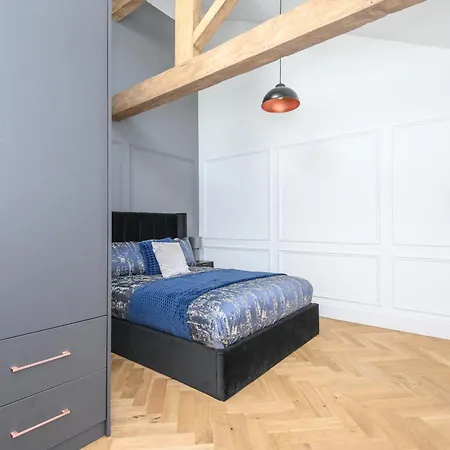 Paradise Boutique Deluxe - Center - Steps To Ivy Апартаменты *