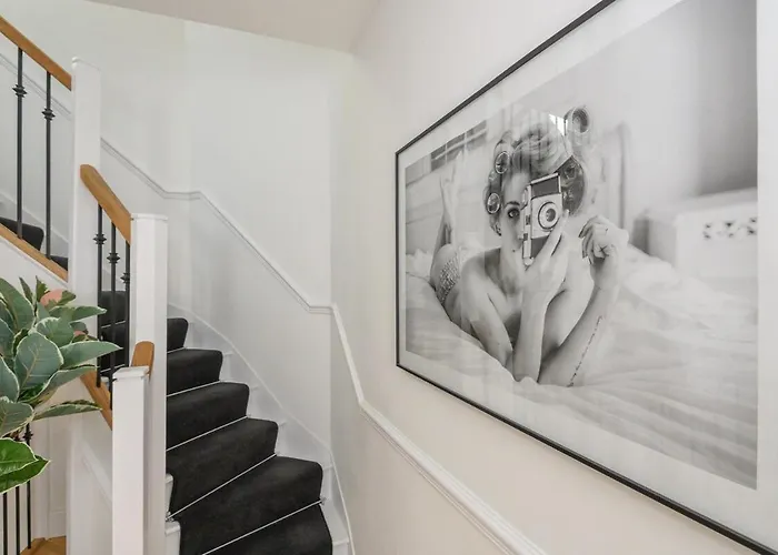 Paradise Boutique Deluxe - Center - Steps To Ivy Appartement *