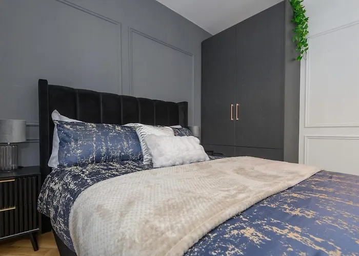 Paradise Boutique Deluxe - Center - Steps To Ivy Appartement