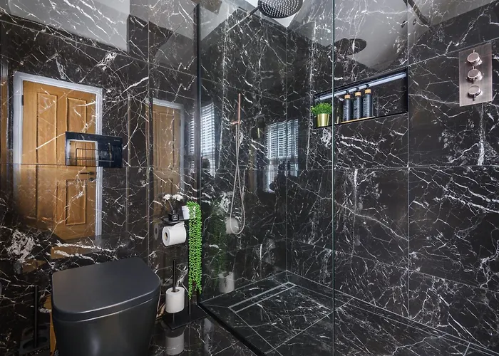 Paradise Boutique Deluxe - Center - Steps To Ivy Appartement